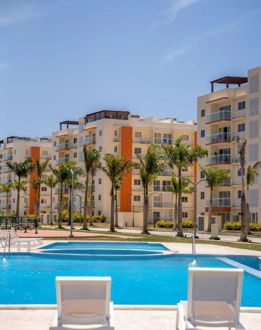 Pool Side Punta Cana 0*,